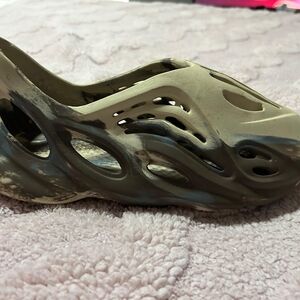 adidas Yeezy Foam Runner - Olive and Black Wave Design